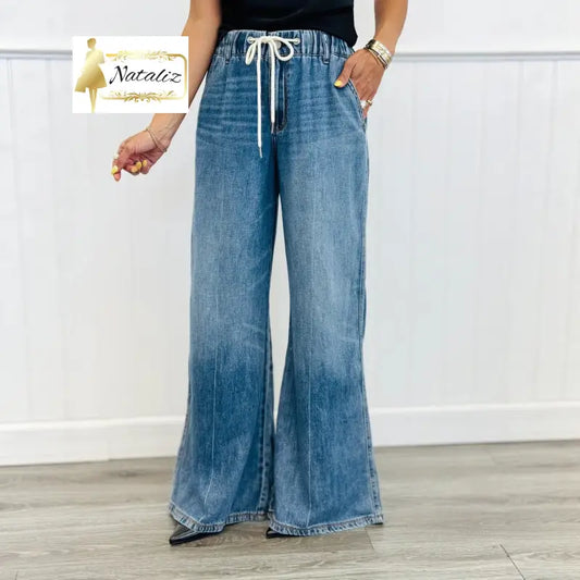 Retro High-waisted Slightly Flared Jeans With A Stretchy Waistband Jeans